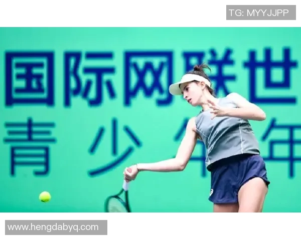 运动最新数据杨静回顾网球生涯的辉煌与挑战，畅谈成长与梦想的旅程